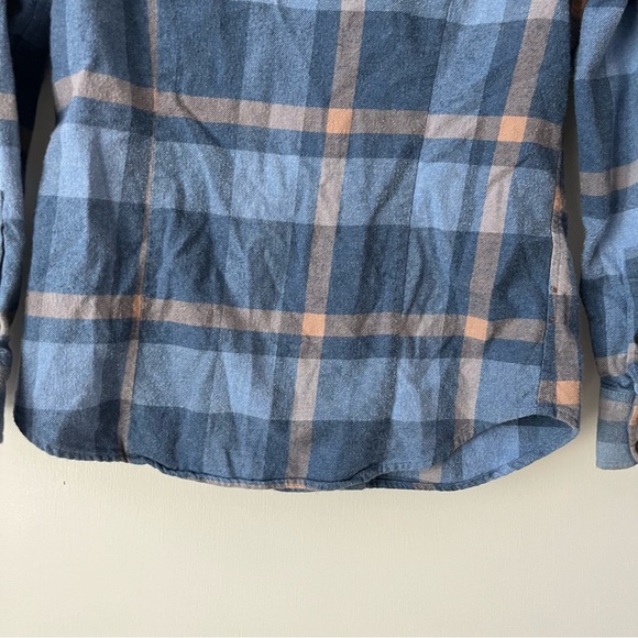 Patagonia Long-Sleeved Organic Cotton Midweight Fjord Flannel Shirt - Picture 9 of 15